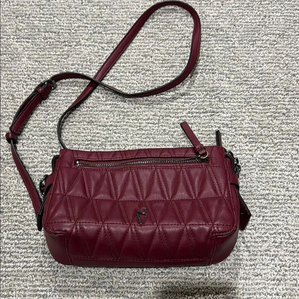 Vera Wang Elegant Burgundy Crossbody Bag